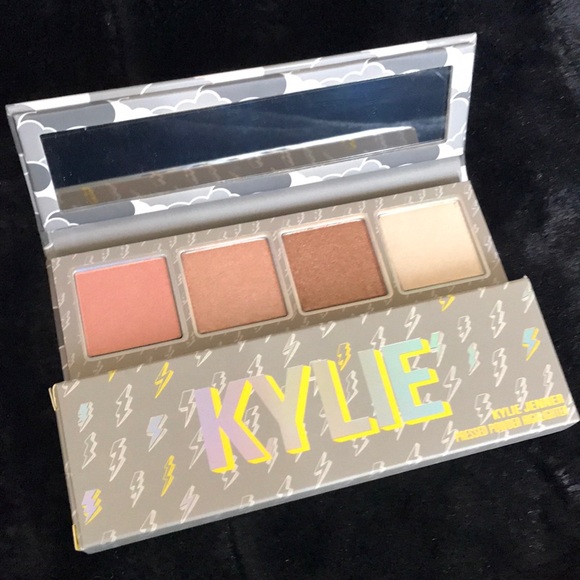 Kylie Cosmetics Other - Kylie Cosmetics Weather Collection Highlighter